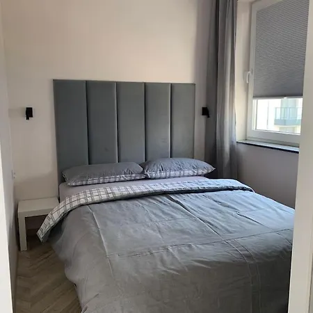 89b Angielska Grobla 5 - Srodmiescie *